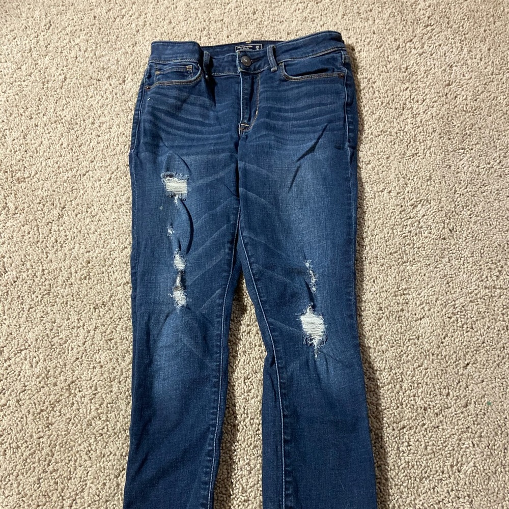 Abercrombie low rise ankle jeans